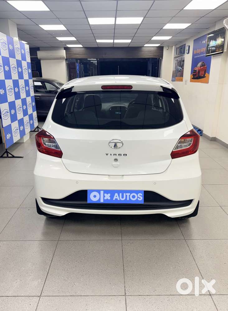 Tata Tiago 1.2 Revotron Xt (o), 2021, Petrol