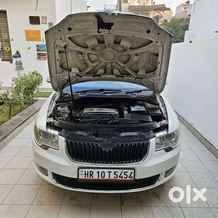 Skoda Superb 1.8 Elegance Tsi At, 2012, Petrol