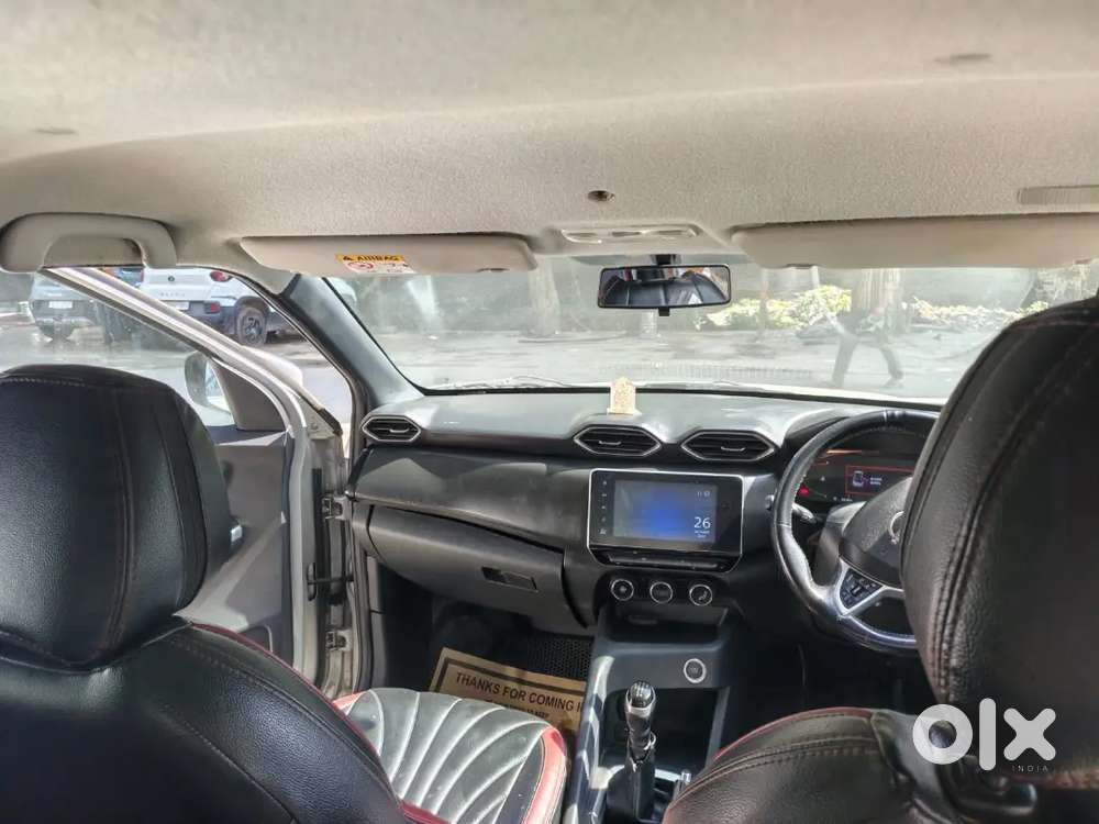 Nissan Magnite 1.0 Xv Premium 2021