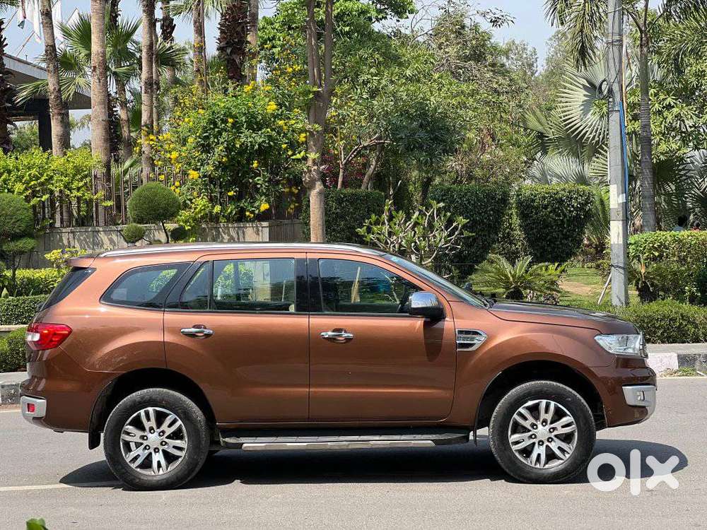 Ford Endeavour 3.2 Titanium At 4x4, 2017, Diesel