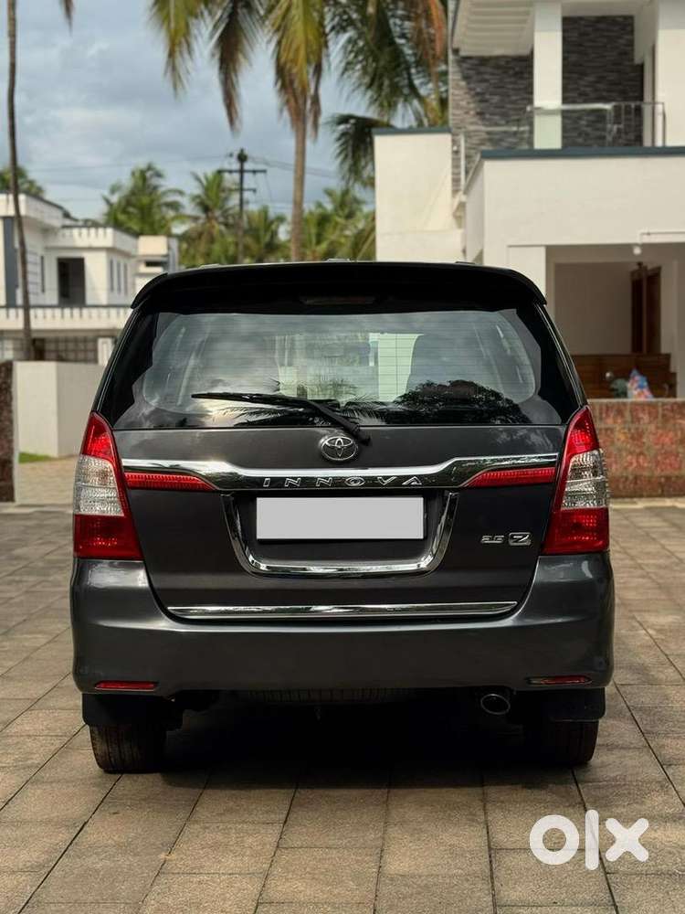 Toyota Innova 2015 Model For Sale