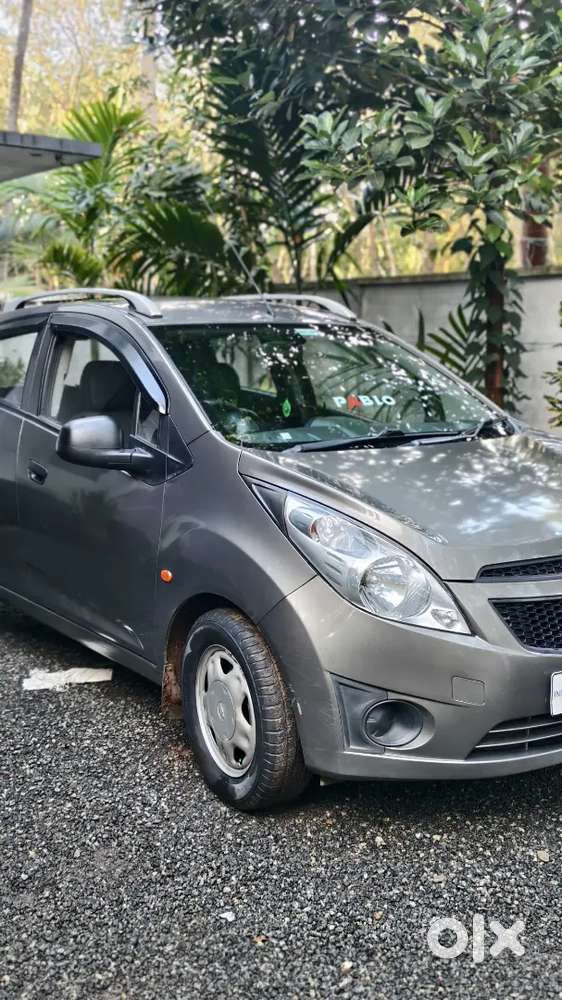 Chevrolet Beat Lt Petrol 2013
