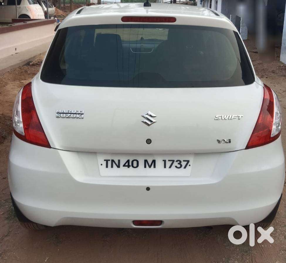 Maruti Suzuki Swift Vxi Optional, 2016, Petrol