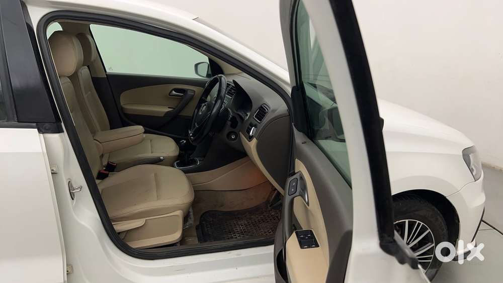 Volkswagen Vento Petrol Highline At, 2020, Petrol
