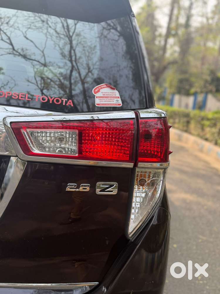 Toyota Innova Crysta 2.8z Automatic, 2017, Diesel