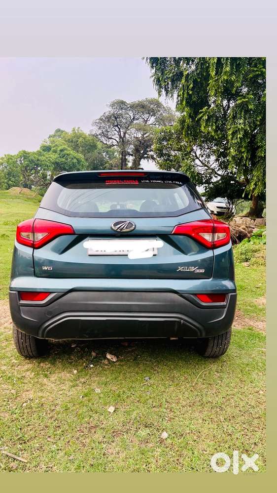 Mahindra Xuv300 Petrol Well Maintained