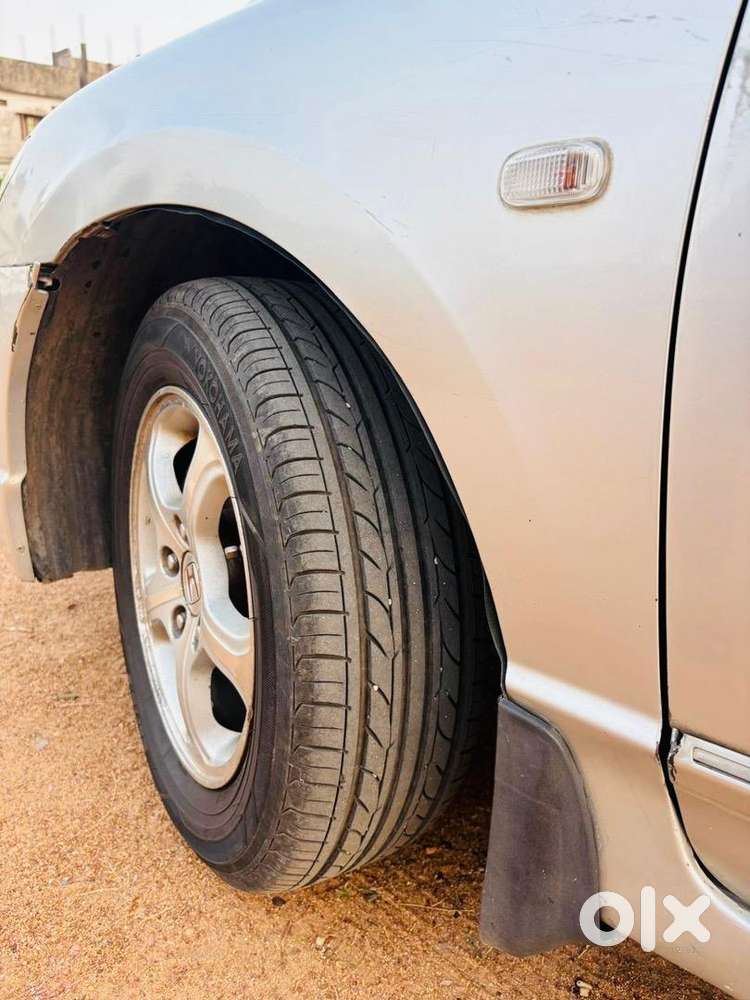 Honda Civic 2006 Petrol Well Maintained Neat Condition With 2 Keys