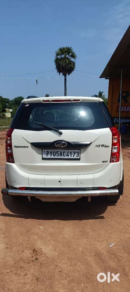 Mahindra Xuv500 2016 Diesel Well Maintained