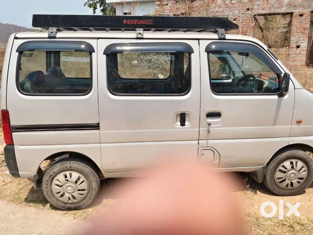 Maruti Suzuki Eeco 7 Seater With Full Insurance, With Addons