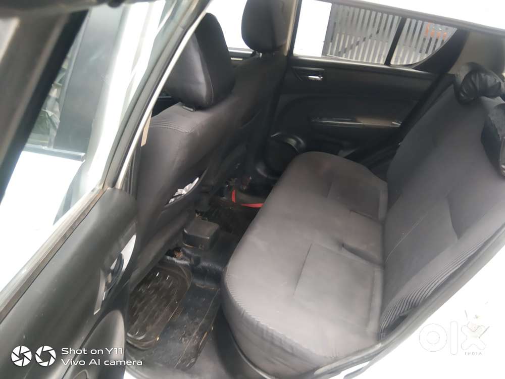 Maruti Suzuki Swift Vvt Zxi, 2014, Petrol