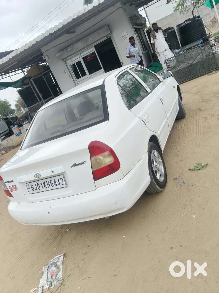 Hyundai Accent 2011 Cng