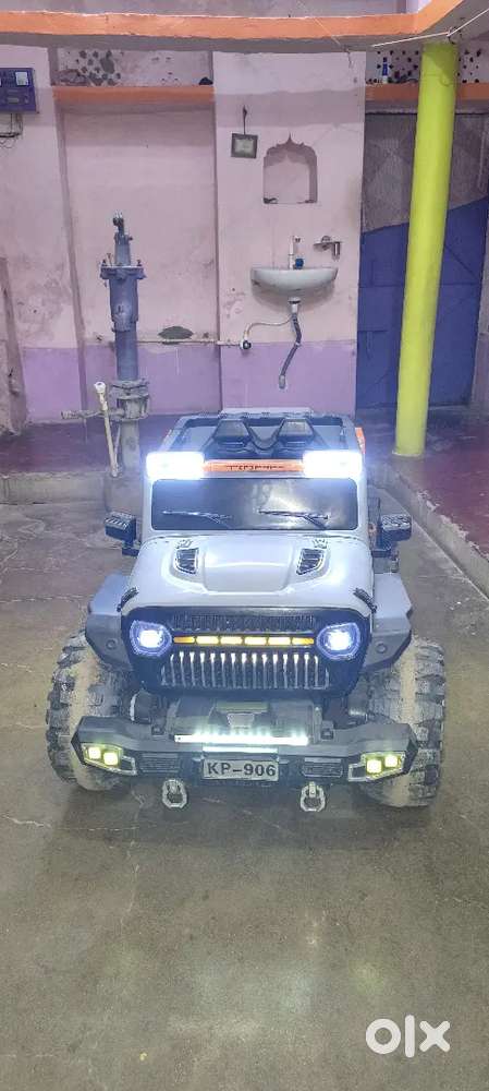 Mahindra Thar Roxx 2025