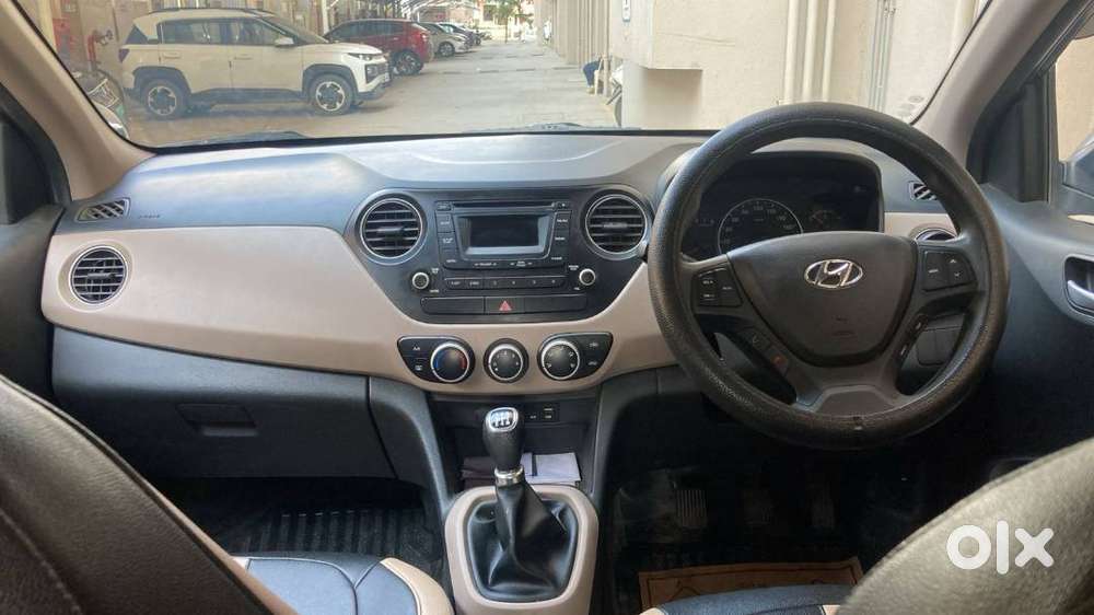 Hyundai Grand I10 Sportz 2017 Petrol 50000 Km Driven
