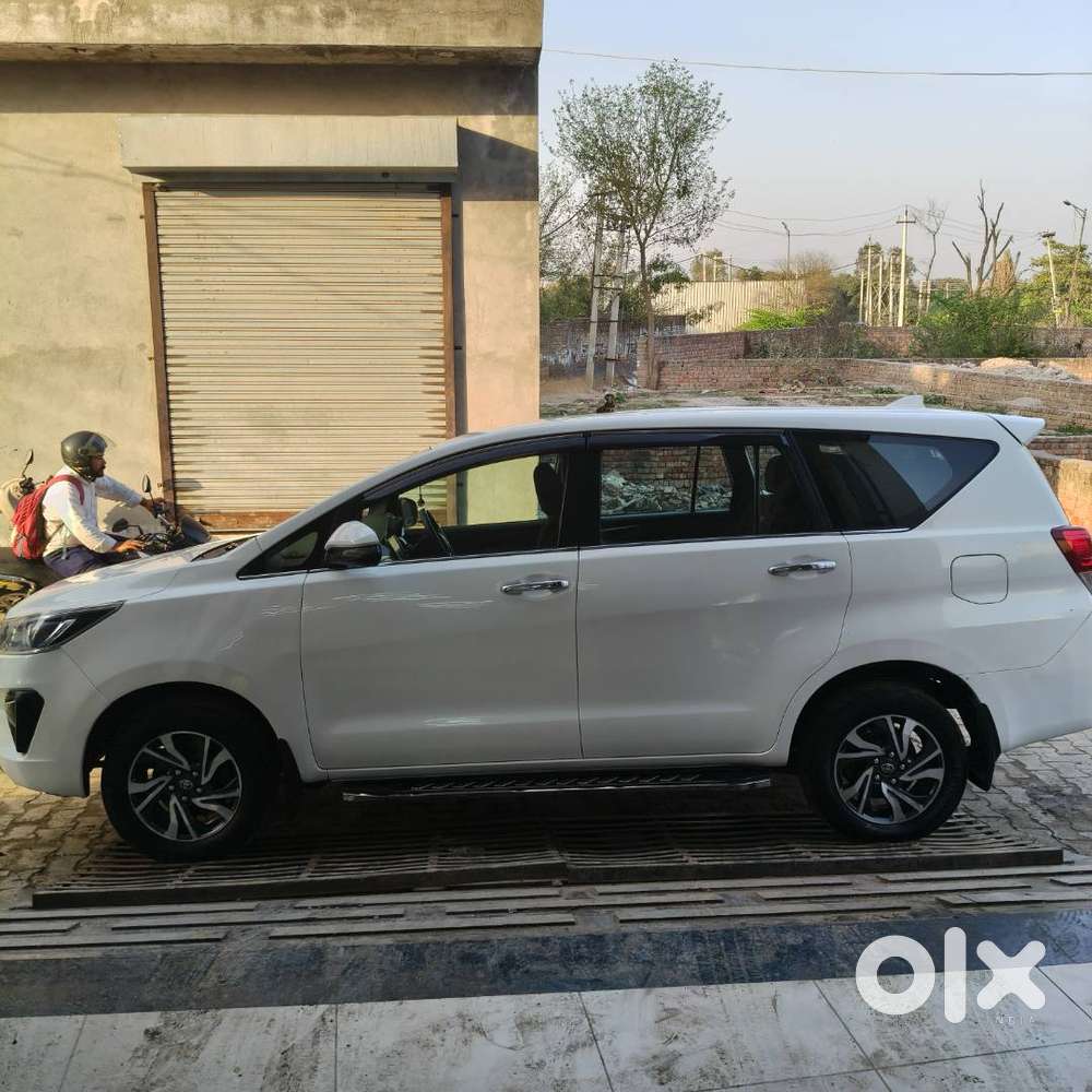 This Crista Is 2025 Registraction And Run 25000km .it's 13 Month Old