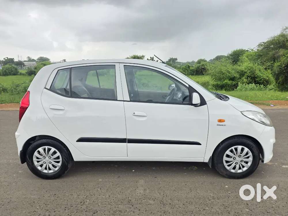 Hyundai I10 Sportz 2014 Petrol