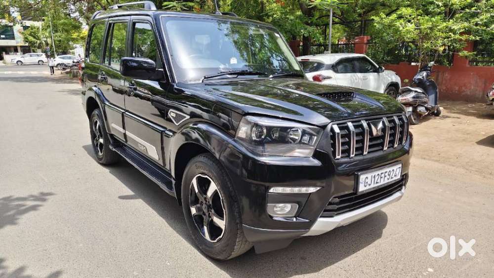 Mahindra Scorpio S11 Mt 7s, 2025, Diesel