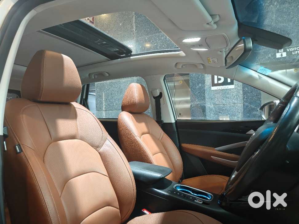 Mg Hector Plus 1.5 Sharp Turbo Cvt 6 Str, 2021, Petrol