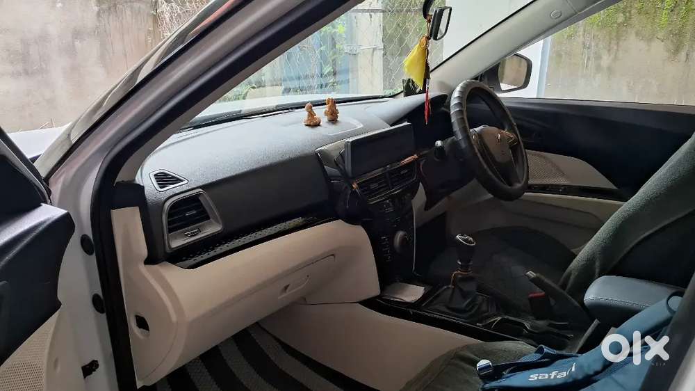 Mahindra Xuv 3xo Base Model 2024(doctor Used Car)