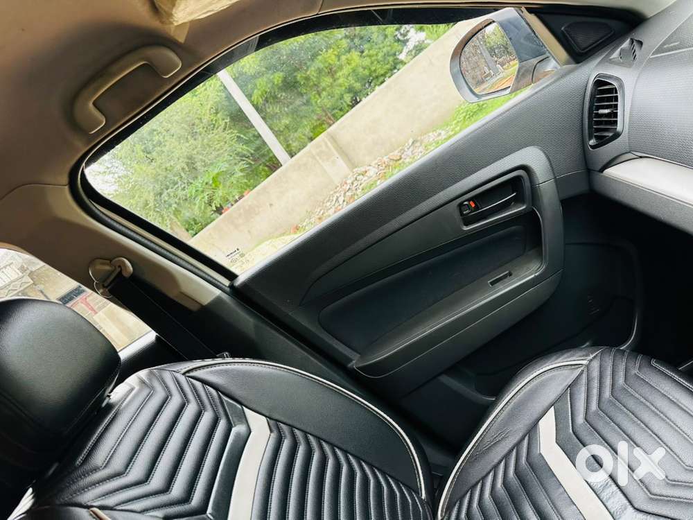 Maruti Suzuki Brezza Vdi 2016