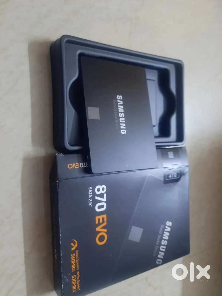 SAMSUNG 870 EVO 4TB Hard Disk