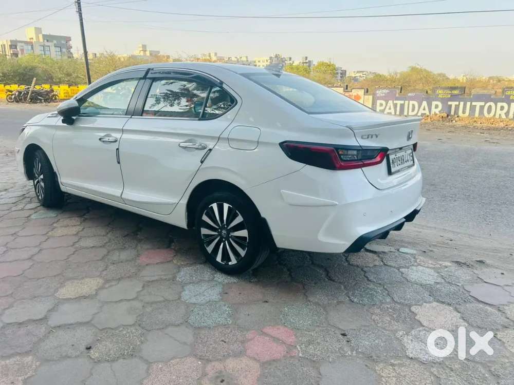 Honda City Zx 2025 Petrol 24000 Km Driven