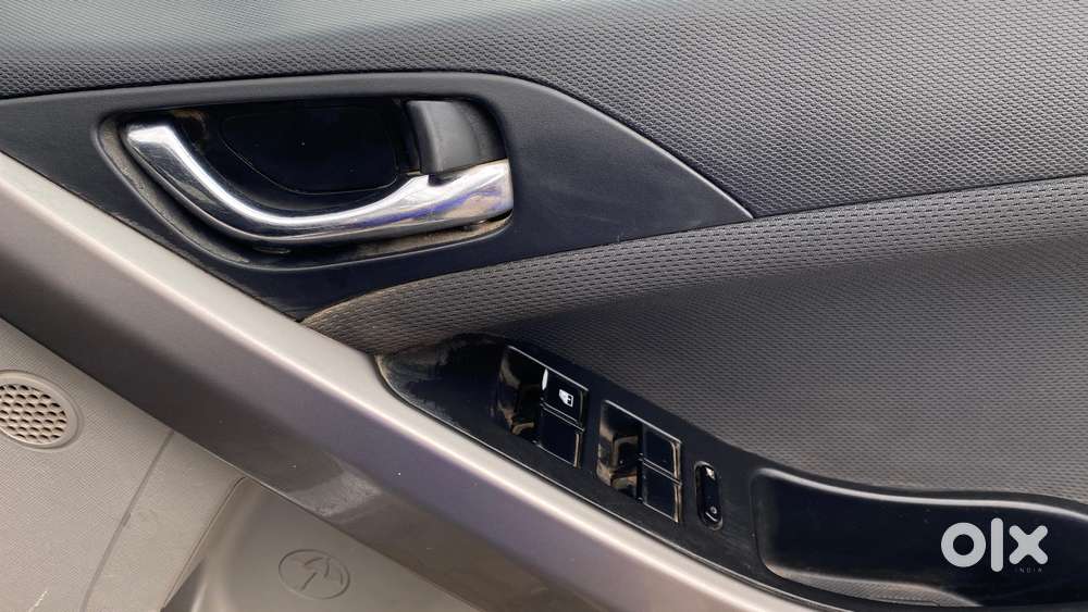 Tata Nexon 1.2 Revotron Xz Plus, 2019, Petrol