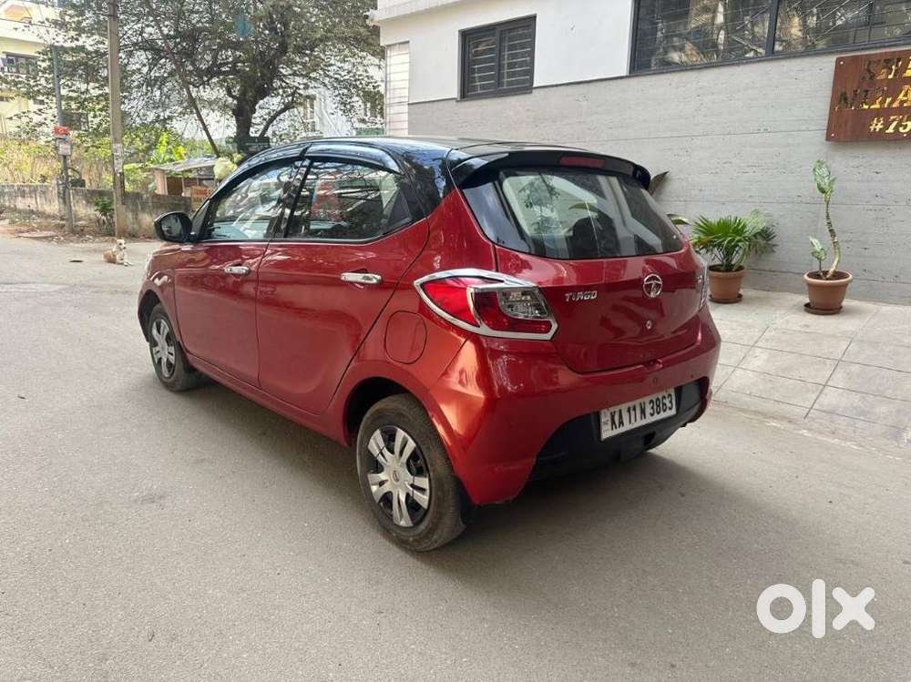 Tata Tiago Xe, 2019, Petrol