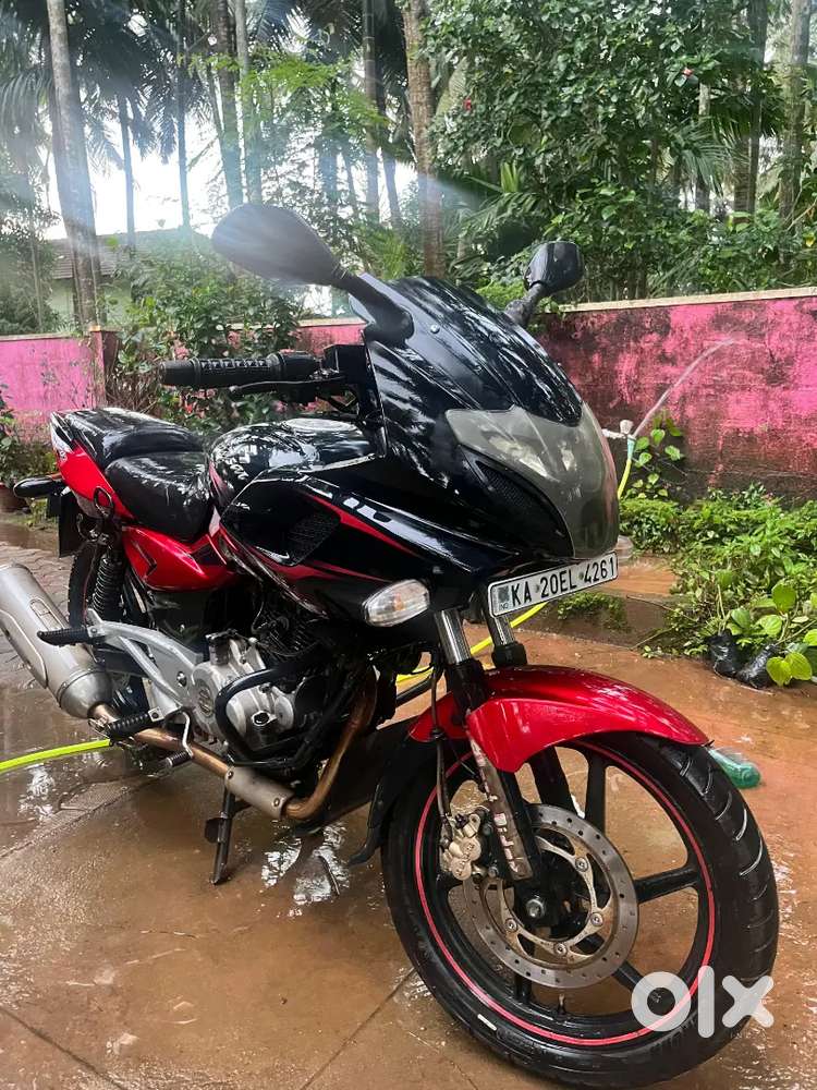 Bajaj Bike Pulsar 220 Red Bajaj Pulsar Rs200 Price Rs 2oo Bike