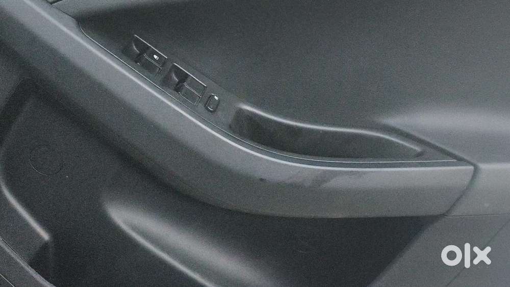 Tata Nexon Smart Plus S 1.2 Revotron Petrol 5 Mt, 2024, Petrol