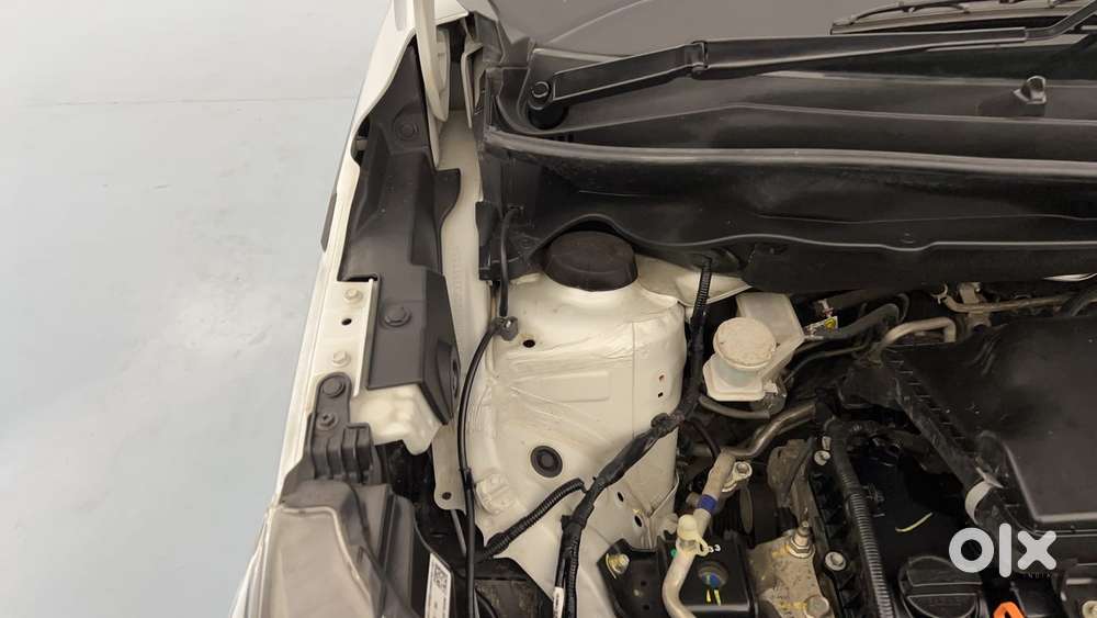 Maruti Suzuki Xl6 1.5 Zeta Mt, 2023, Petrol