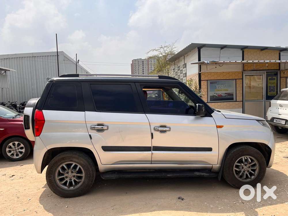 Mahindra Tuv 300 T10 Dual Tone, 2018, Diesel