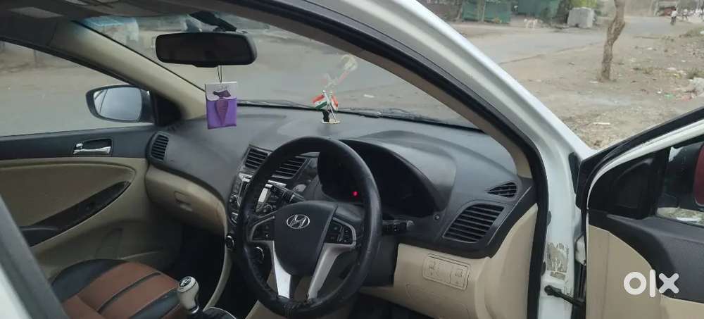 Hyundai Verna 2012 Petrol Well Maintained