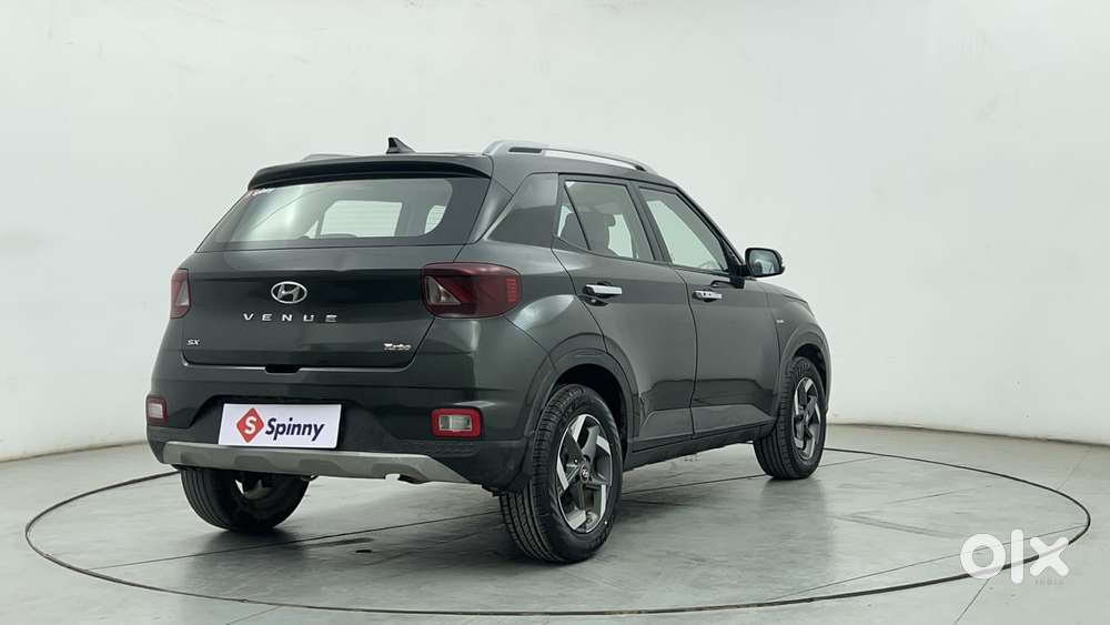 Hyundai Venue Sx Plus Turbo Dct, 2020, Petrol