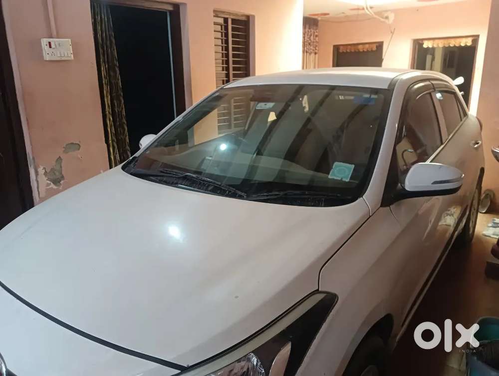 White I20 Sportz