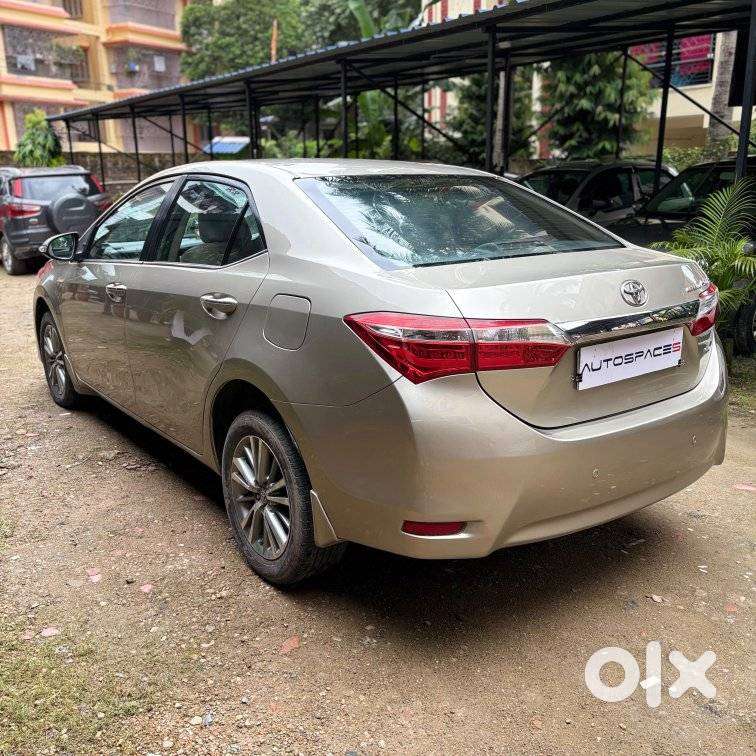 Toyota Corolla Altis 1.8 Gl, 2016, Petrol