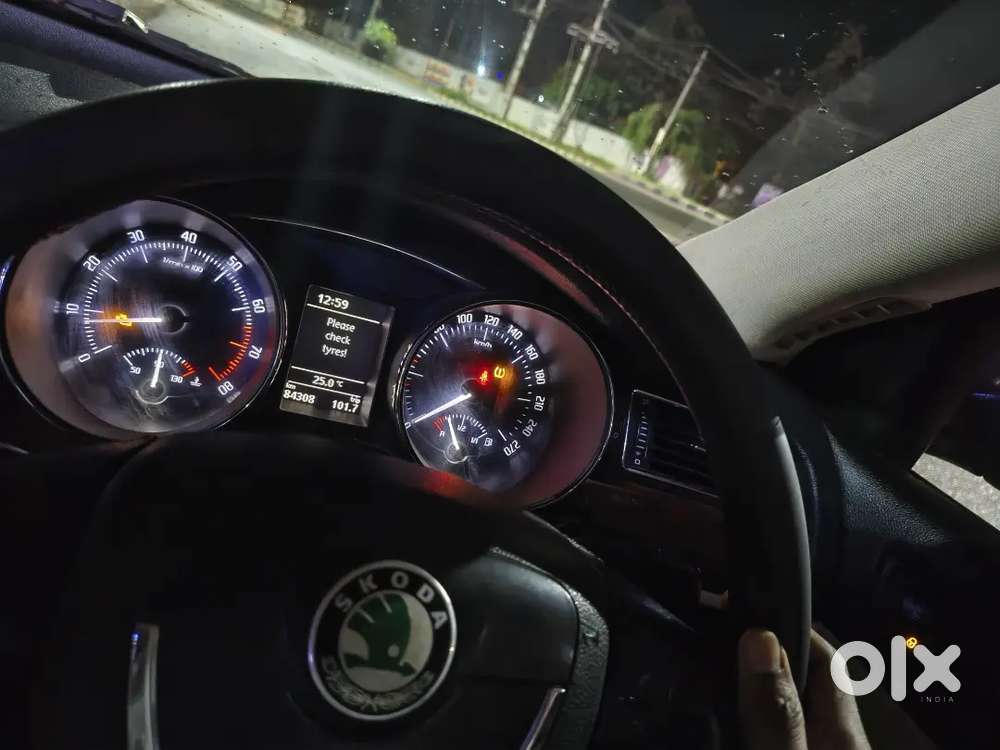 Skoda Superb 1.8 Tsi Elegance 2011  Well Maintained  Good Condition