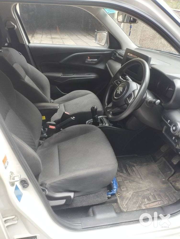 Maruti Suzuki Swift Vxi Optional, 2025, Petrol