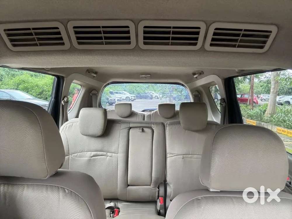 Maruti Suzuki Ertiga Zdi+ Shvs 2017