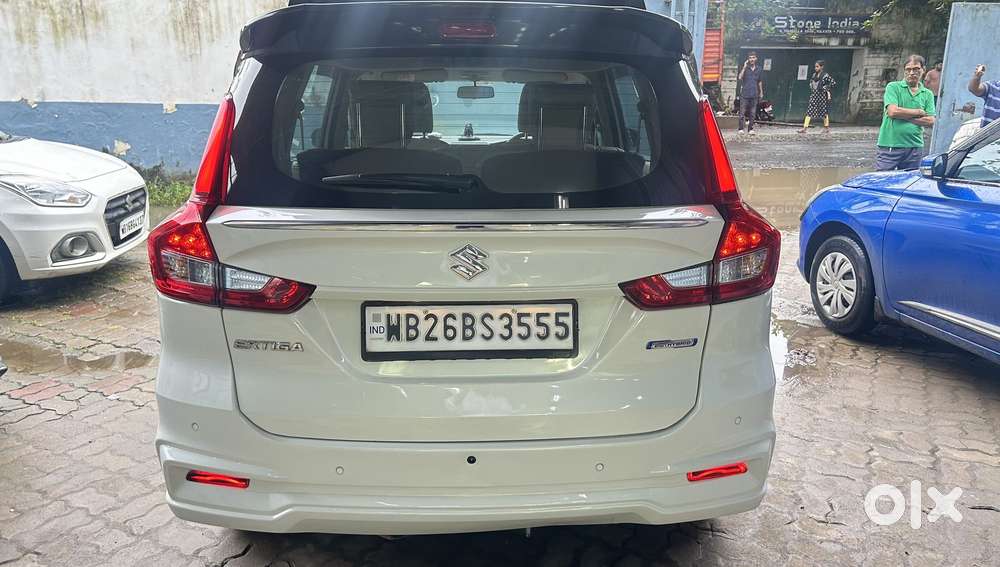 Maruti Suzuki Ertiga 1.5 Zxi Plus Shvs, 2022, Petrol