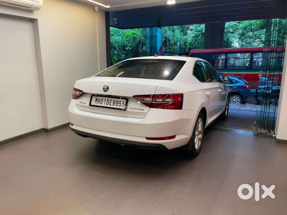 Skoda Superb 2.0 L&k Tsi At, 2019, Petrol