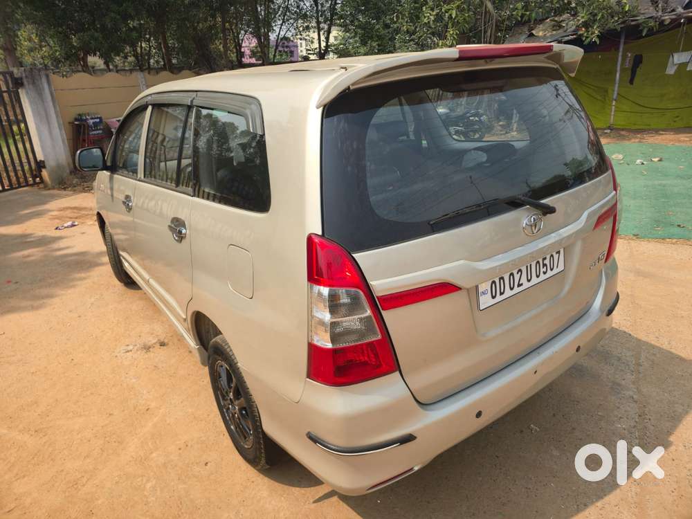 Toyota Innova 2.5 G (diesel) 8 Seater, 2015, Diesel