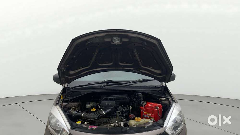 Tata Tiago Xe, 2019, Petrol