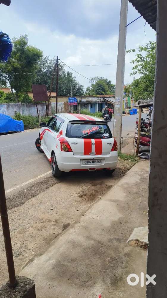 Maruti Suzuki Swift 2009 Diesel 110000 Km Driven