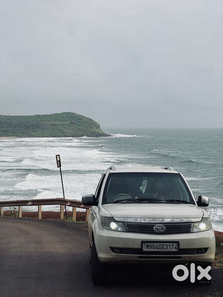 Tata Safari Storme 2013