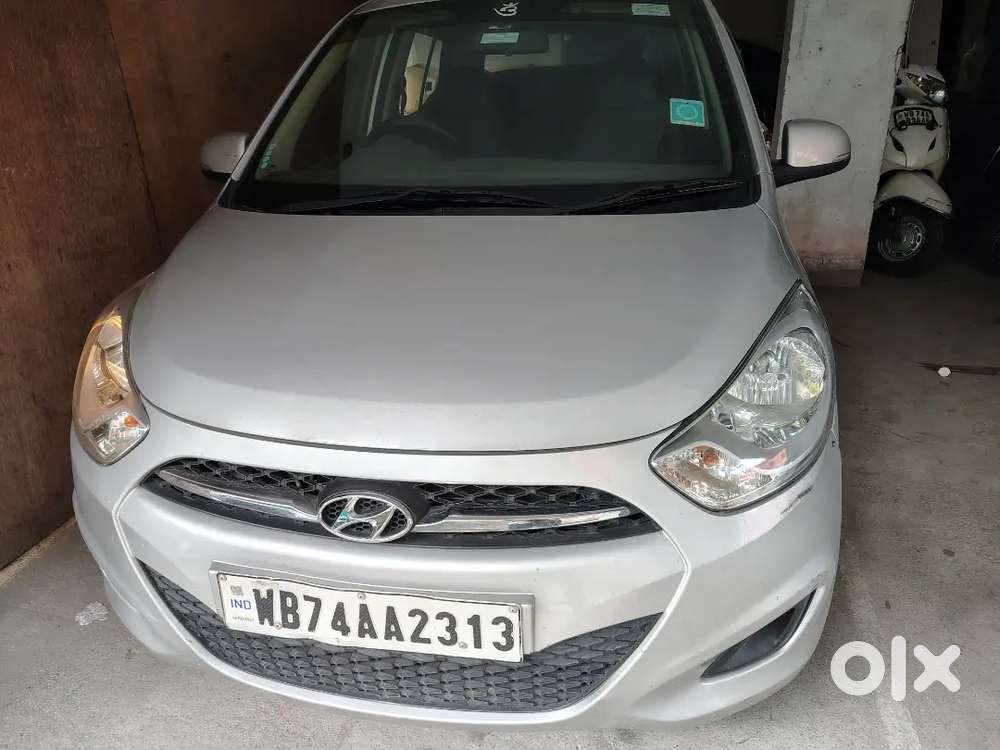 Selling The Hyundai Car I10 Make 2013.  Registration No. Wb 74aa 2313.