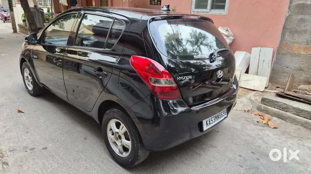 Hyundai I20 Asta Petrol 2010 Model