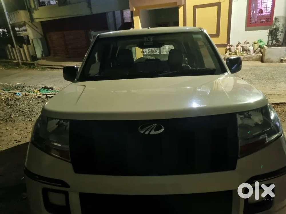 Mahindra Tuv 300 2018 Diesel 80000 Km Driven Well Maintained