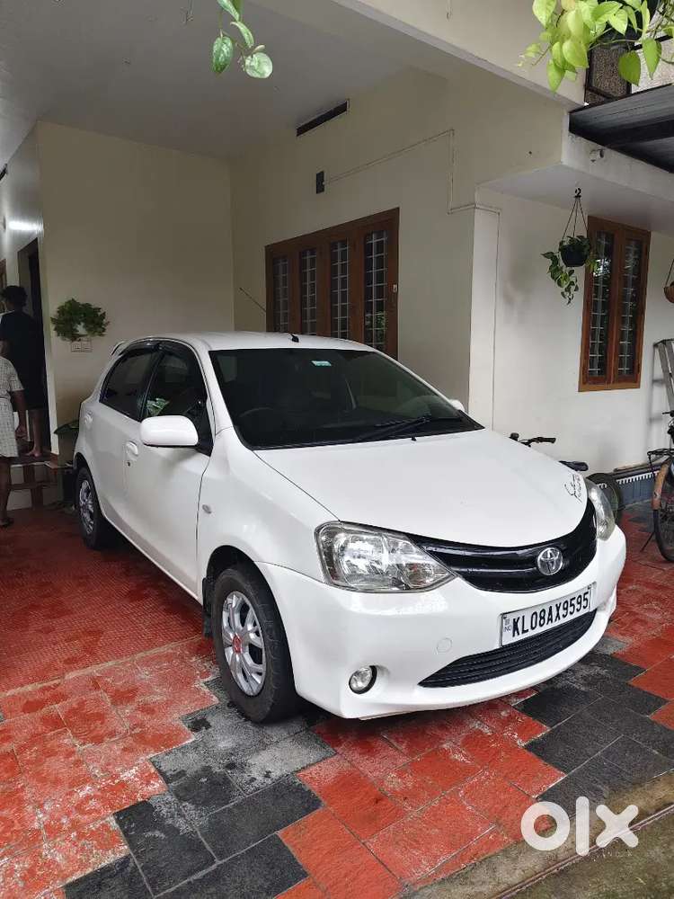 Toyota Etios Liva 2012 Petrol
