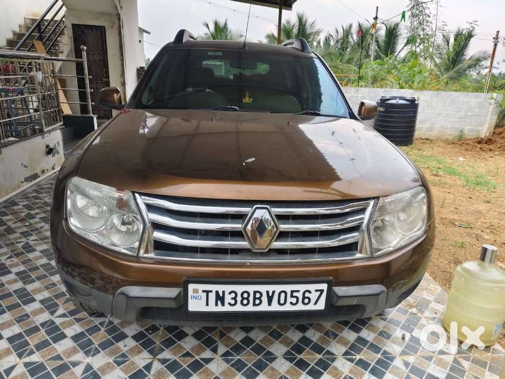 Good Condition  Dustor Power Window , Po Stering, Petrol .ac