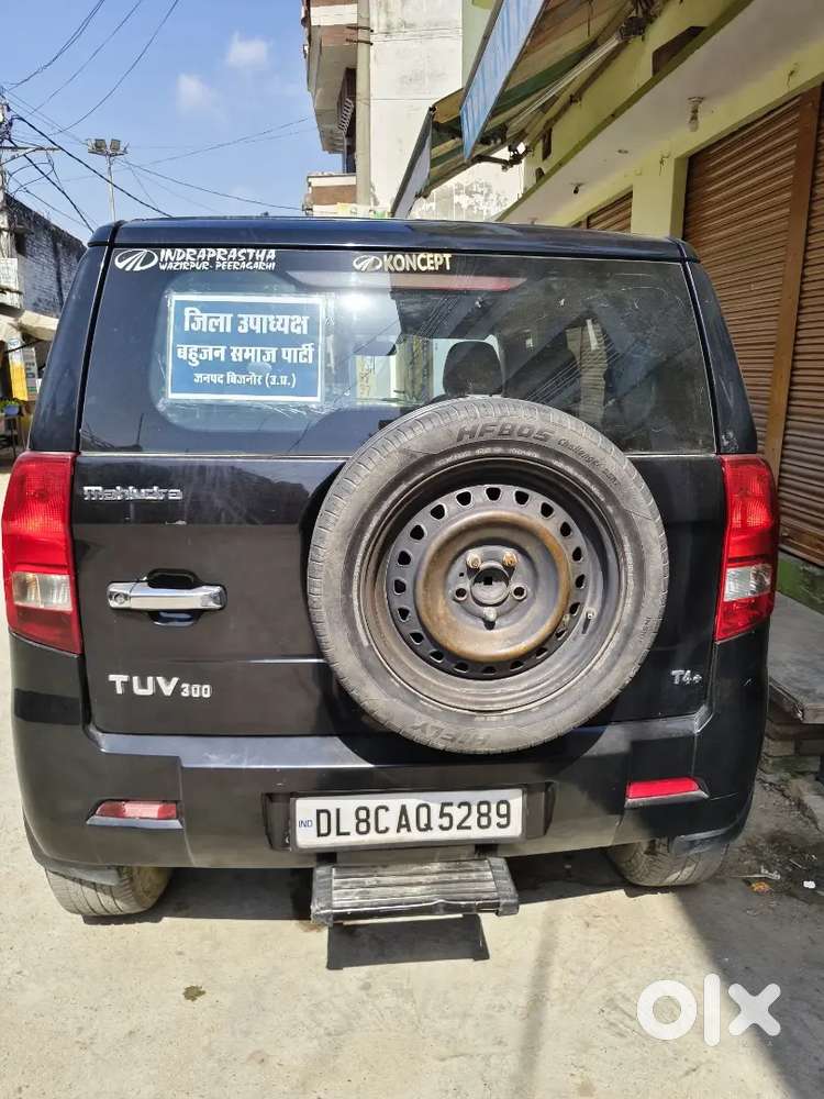 Mahindra Tuv 300 2017